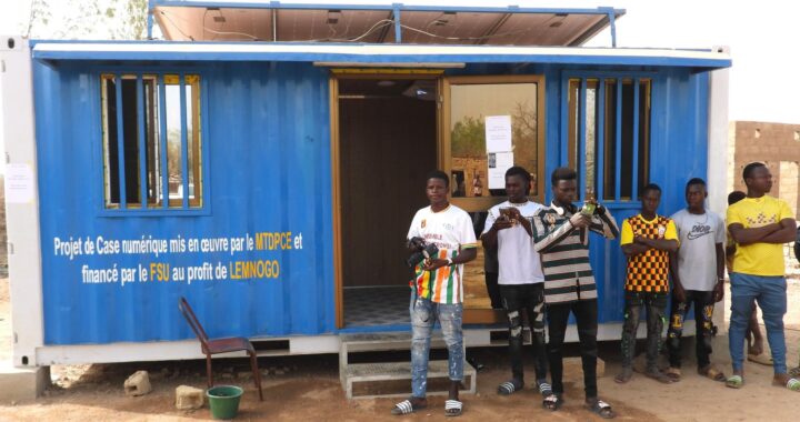 𝗗𝗲́𝘃𝗲𝗹𝗼𝗽𝗽𝗲𝗺𝗲𝗻𝘁 𝗻𝘂𝗺𝗲́𝗿𝗶𝗾𝘂𝗲 au Burkina : Un pas vers la réduction de la fracture a travers la case numérique